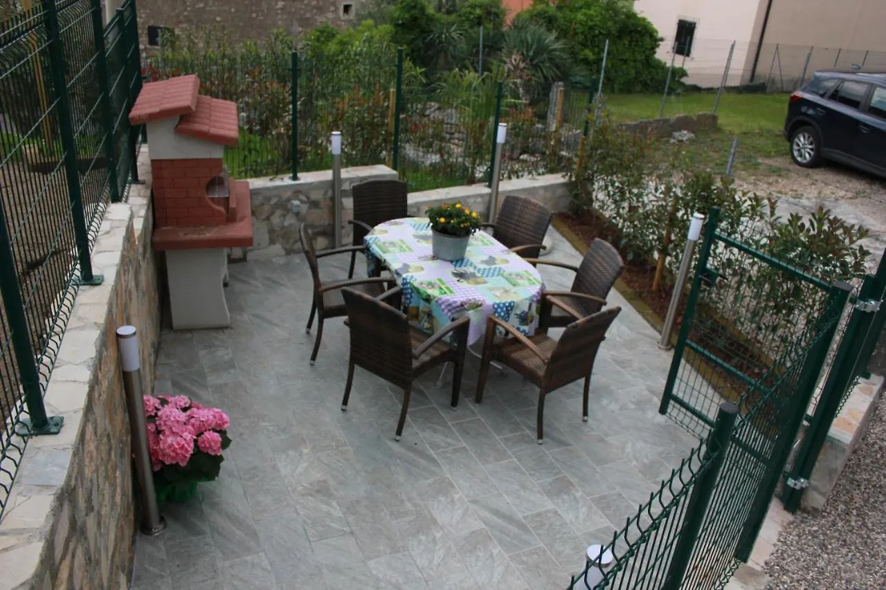 Дом отдыха Casa Vacanze Corte Dei Dami Каприно-Веронезе